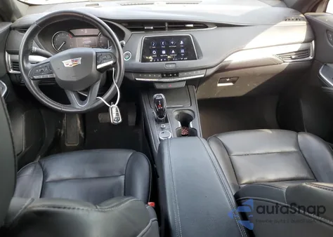 2022 Cadillac Xt4 Premium Luxury z USA, uszkodzony, nr VIN 1GYFZDR43NF141060